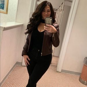 Meet your Posher, Gina